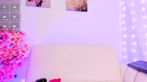 Mia online show from 04-18-26, 07:58