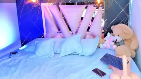 Snapshot of mia77_ chatting on 05-24-26, 10:48 Mia online show from 05-24-26, 10:48