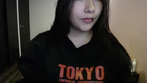 Snapshot of mia_112022 chatting on 02-26-25, 10:20 Mia zoe online show from 02-26-25, 10:20