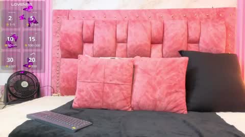 mia__gomex online show from 05-28-26, 07:55