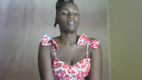 Snapshot of mia_bellah chatting on 02-08-26, 02:42 aishah petite online show from 02-08-26, 02:42