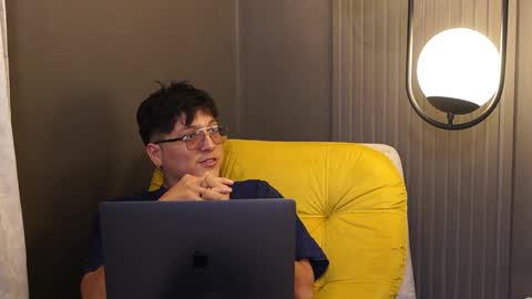 Belmont and Mia online show from 03-28-26, 07:13