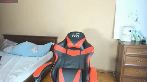 Ami online show from 11-17-25, 09:26