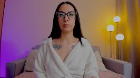 Sarah Luna online show from 03-01-26, 01:24