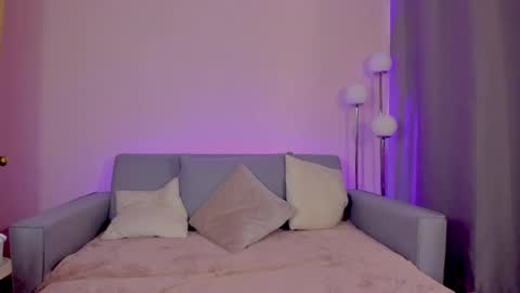 Sarah Luna online show from 04-09-26, 12:10