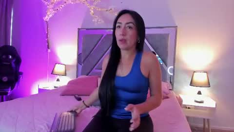 mia_davis__ online show from 07-06-26, 11:29