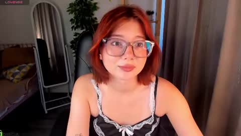 mia_e1fie online show from 06-30-26, 12:44