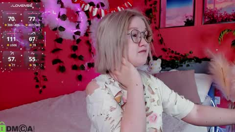 Mia online show from 02-21-26, 02:34