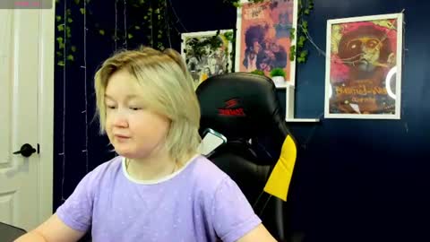 Snapshot of mia_ferd chatting on 06-29-26, 03:02 Mia online show from 06-29-26, 03:02
