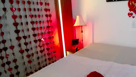 mia_garcia28 online show from 02-14-26, 07:21