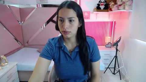 mia_garcia28 online show from 05-11-26, 01:06