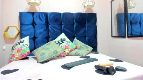Snapshot of mia_jasmin20 chatting on 05-22-26, 12:07 mia_jasmin20 online show from 05-22-26, 12:07