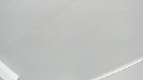 Mia online show from 11-18-25, 02:50