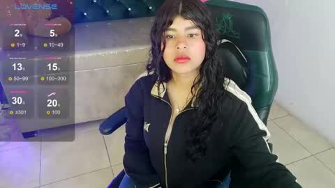 mia_kittie_m online show from 05-08-26, 07:52
