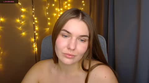 mia_lemm online show from 10-10-25, 06:40