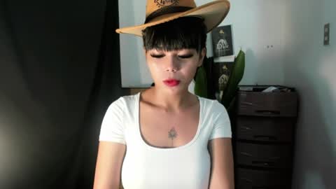 Snapshot of mia_lover9 chatting on 06-29-26, 09:59 M I A online show from 06-29-26, 09:59