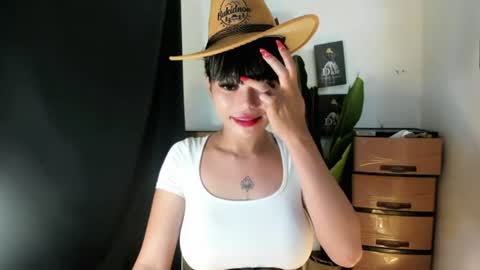 Snapshot of mia_lover9 chatting on 06-29-26, 10:15 M I A online show from 06-29-26, 10:15
