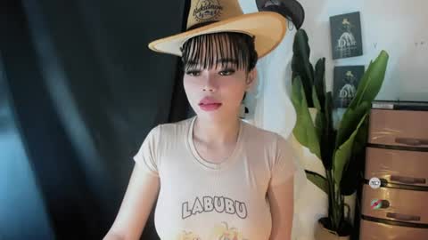 Snapshot of mia_lover9 chatting on 07-01-26, 09:11 M I A online show from 07-01-26, 09:11