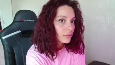 Snapshot of mia_luiza chatting on 06-18-26, 11:14 mia_luiza online show from 06-18-26, 11:14