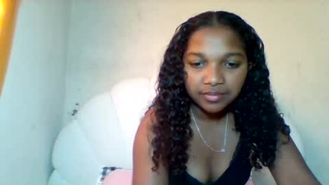 mia_lunah online show from 08-02-26, 06:56