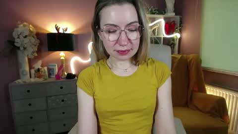 Snapshot of mia_luxx92 chatting on 12-29-24, 11:07 Mia online show from 12-29-24, 11:07