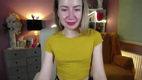 Snapshot of mia_luxx92 chatting on 12-29-24, 02:31 Mia online show from 12-29-24, 02:31