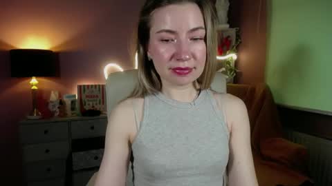 Snapshot of mia_luxx92 chatting on 02-28-25, 11:58 Mia online show from 02-28-25, 11:58