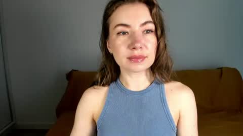 Snapshot of mia_luxx92 chatting on 07-17-26, 06:31 Mia online show from 07-17-26, 06:31