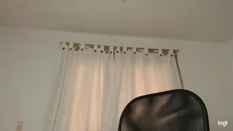 mia independent model online show from 01-13-26, 03:06