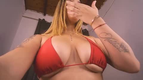 Snapshot of mia_millers2311 chatting on 05-05-26, 01:52 mia independent model online show from 05-05-26, 01:52