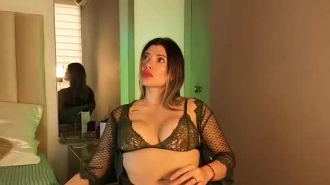 Mia Monroe online show from 11-10-25, 09:58