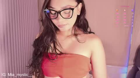Snapshot of mia_mystic_ chatting on 06-09-26, 11:00 Mia Schedule 7am to 2pm Col online show from 06-09-26, 11:00