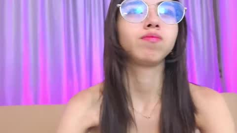 Snapshot of mia_naive chatting on 02-28-26, 12:06 Mia online show from 02-28-26, 12:06