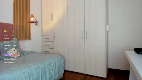 Mia Nevaeh - follow me online show from 05-15-26, 08:05