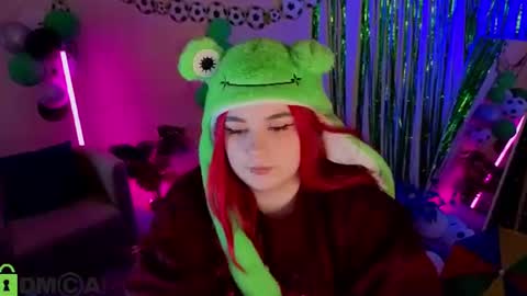 Snapshot of mia_r0ss chatting on 06-27-26, 01:10 Mia online show from 06-27-26, 01:10