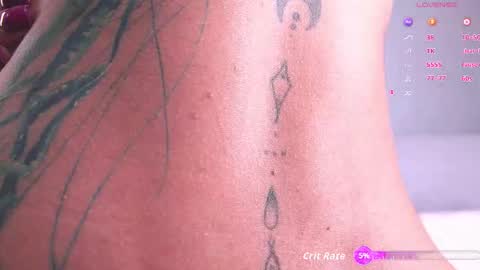 Mia Reeves online show from 11-26-25, 06:53