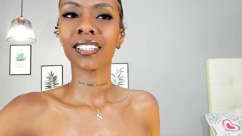 Snapshot of mia_rissi chatting on 03-04-25, 02:53 Mia online show from 03-04-25, 02:53