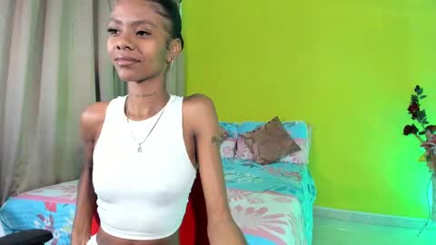 Snapshot of mia_rissi chatting on 10-08-25, 02:58 Mia online show from 10-08-25, 02:58