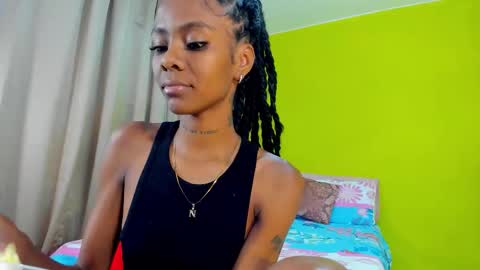 Snapshot of mia_rissi chatting on 10-14-25, 07:14 Mia online show from 10-14-25, 07:14