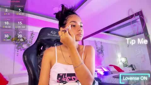 Snapshot of mia_rousse25 chatting on 02-17-26, 03:08 mia rousse25 online show from 02-17-26, 03:08