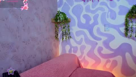 Snapshot of mia_scarlet7 chatting on 06-25-26, 12:42 Mia . online show from 06-25-26, 12:42