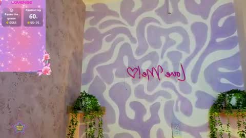 Snapshot of mia_scarlet7 chatting on 06-26-26, 12:31 Mia . online show from 06-26-26, 12:31