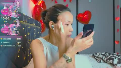 Mia online show from 02-15-25, 12:43