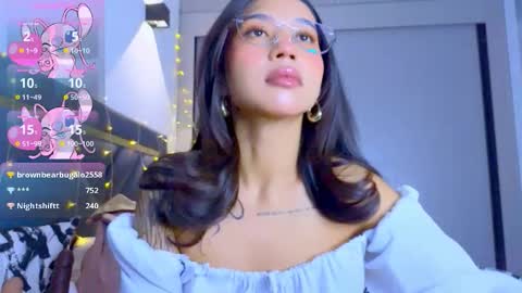 Mia online show from 12-19-25, 11:06