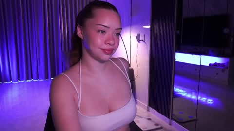 VixenMia online show from 09-29-25, 02:27