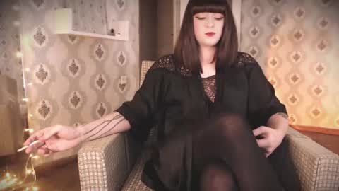 Snapshot of mia_wallase chatting on 07-19-26, 08:01 mia_wallase online show from 07-19-26, 08:01