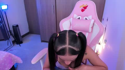 mia  nicolle online show from 01-08-26, 09:17