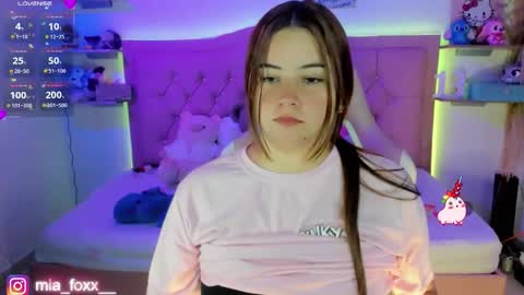 Mia online show from 01-15-26, 09:18