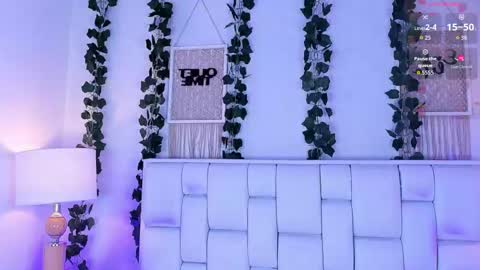 Mia online show from 02-24-26, 11:30