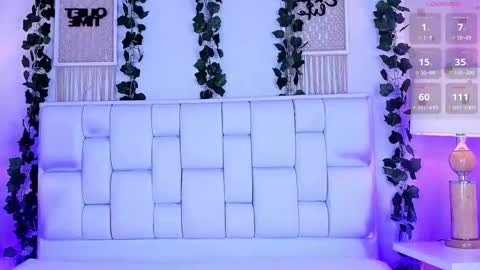 Mia online show from 03-03-26, 11:27